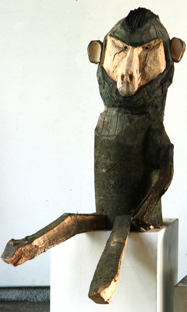 Affe, Buchenholz, 80 x 55 x36 cm, 2014